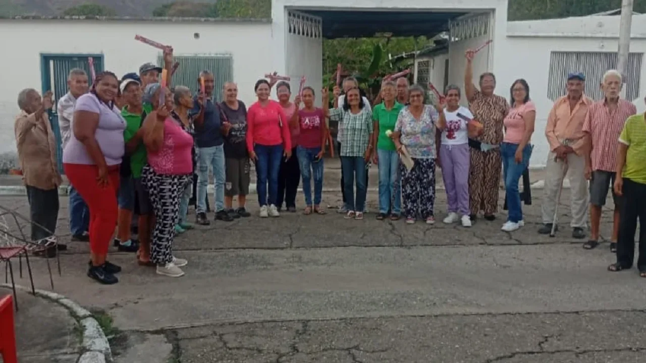 Con el «Círculo Amoroso» Promueven el Buen Trato y la Protección Integral de los Adultos Mayores